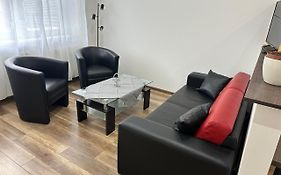 Newly Renovated 2 Rooms Apartment Downtown Nitra