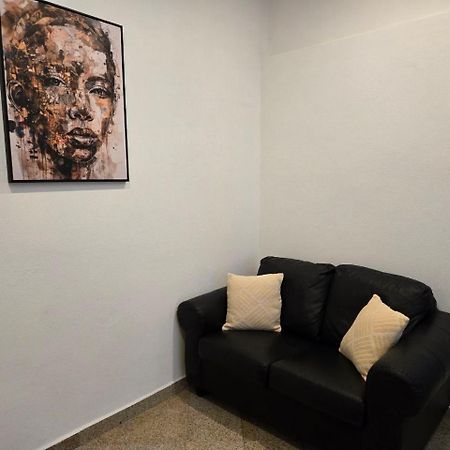 Newly Renovated 2 Rooms Apartment Downtown Nitra Zewnętrze zdjęcie